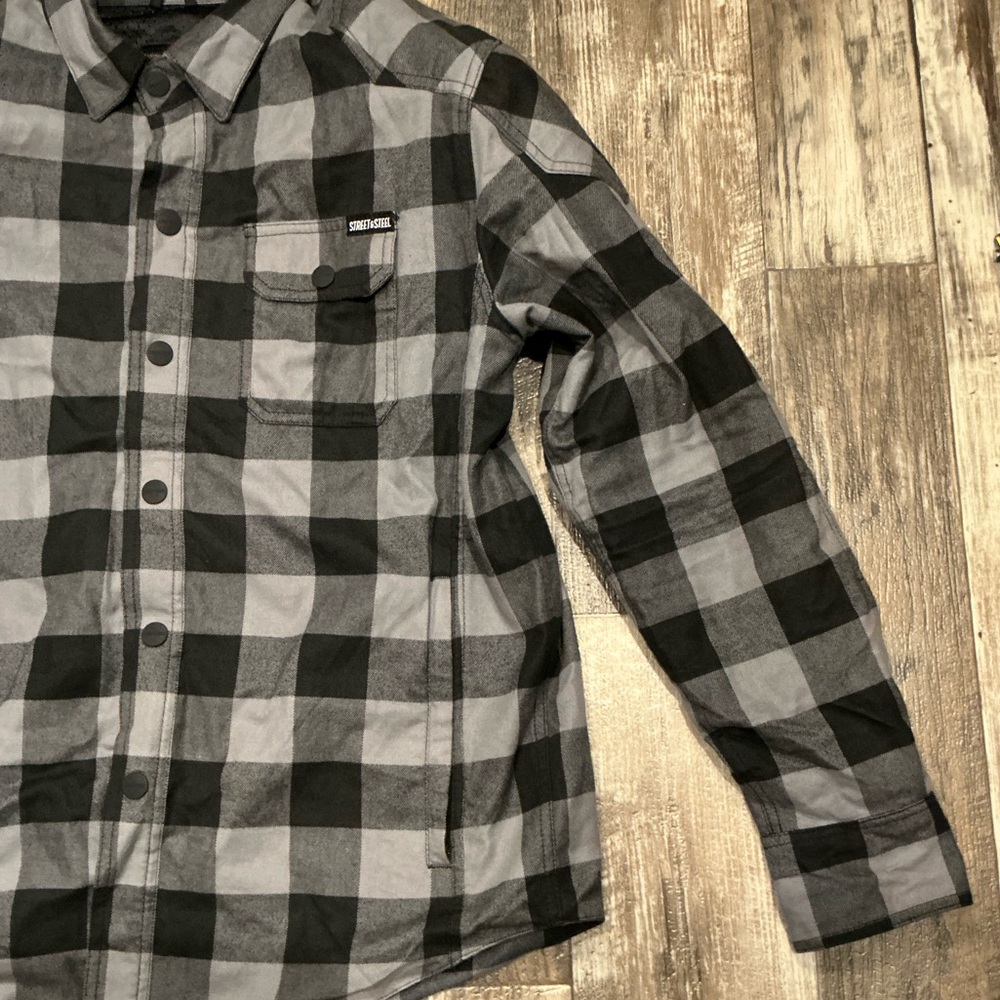 Street & Steel Black & Gray Plaid Button-Down Shirt - Picture 2 of 16